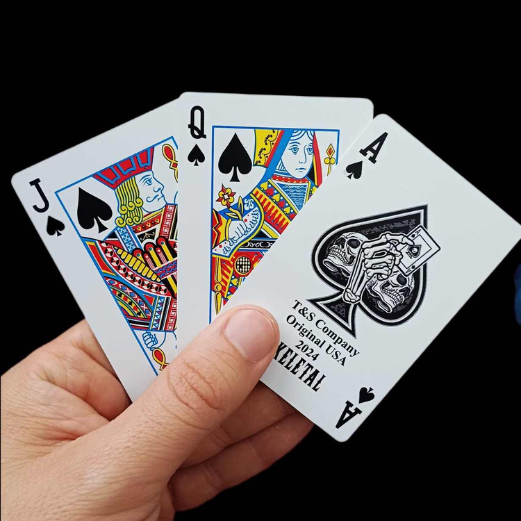 کارت-بازی-پاسور-اسکلت